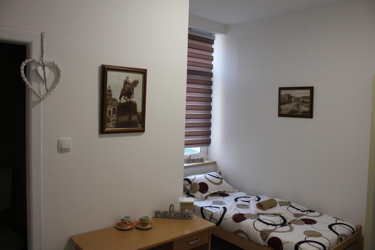 Apartmani Maja Zrenjanin Buitenkant foto